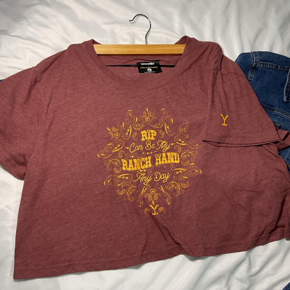 Wrangler Burgundy Tee with Yellow Design